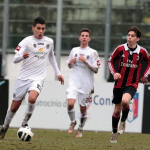 Izzillo in azione nel corso di Milan-Spezia Primavera
