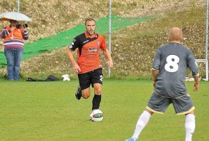 Mirko Stefani in azione con la maglia dell'Arezzo (fonte Amaranto Magazine)