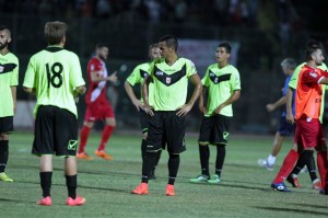 Per il Messina era anche la ''prima'' con un'inedita divisa fosforescente, la nuova terza maglia