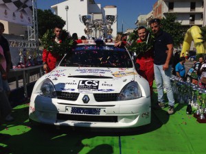 Piras, Coriglie e Costantino posano dopo la premiazione