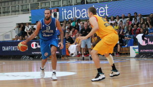 Gigi Datome in palleggio
