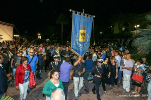 folla per tomba
