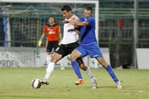Damonte ha lottato senza fortuna in mezzo al campo