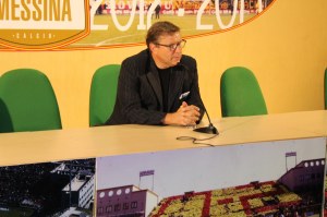 Lo Monaco nella sala stampa del San Filippo