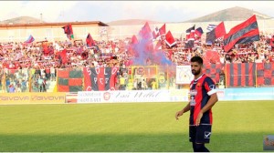 Le splendide coreografie dei tifosi casertani