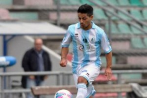 Vincenzo Sarno con la divisa della Virtus Entella