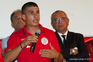 Microfono al capitano Saggio