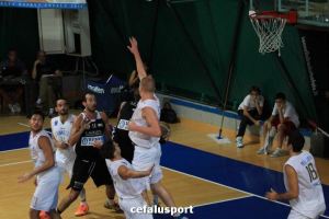 Una immagine della sfida di andata fra Cefalù e Patti (foto tratta da Cefalùsport)