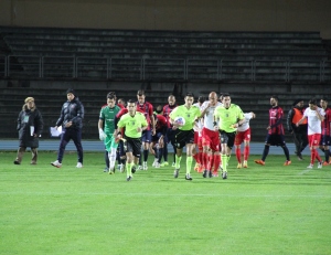 Ingresso in campo a Cosenza