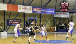 Nino Sidoti in azione nel derby del PalaCocuzza