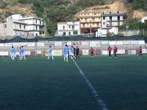 Una fase del match disputato di fronte agli oltre 300 spettatori del "Vasi" (220 i paganti)