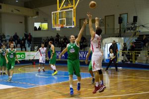 De Lise al tiro nel match con il SIracusa