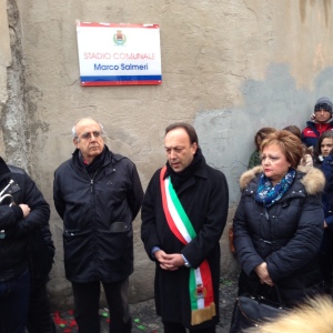 Il sindaco Pino durante la cerimonia