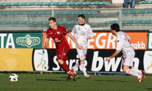 Il centrocampista in azione