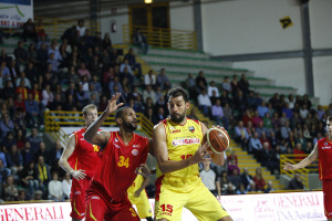 Il pivot di Barcellona Luca Garri