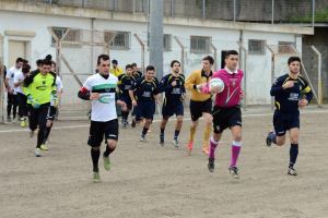 L'ingresso in campo (foto Isolino)