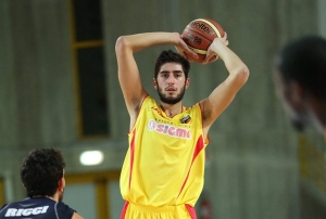 Il pivot di Barcellona Matteo Da Ros, decisivo nel successo con Verona