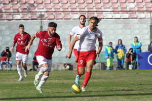 Corona osserva la progressione di Insigne (foto Gabriele Maricchiolo)