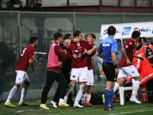 L'esultanza della Reggina (foto Furrer)