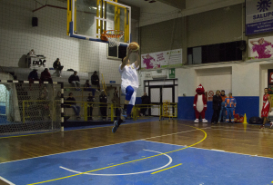Sodero con la schiacciata vincente (foto Luca Giuffrè)