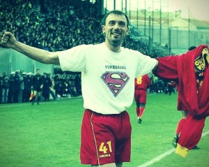 Sullo in versione ''Superman''