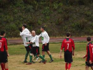 L'esultanza del Città di Villafranca dopo il 2-1
