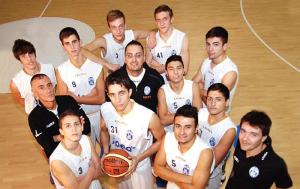 Foto di gruppo per i giovani dell'Orlandina