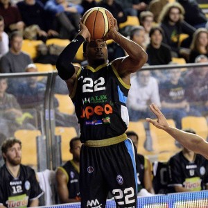 Il playmaker paladino Sek Henry