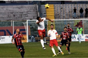 Rullo svetta in mezzo al campo
