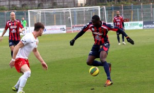 Cane prova a contenere Cissè