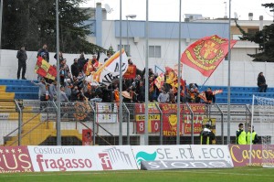 La consistente rappresentanza di tifosi del Messina