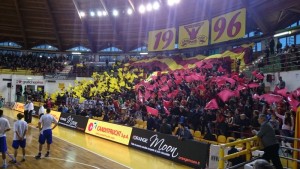 La coreografia del tifo di Barcellona