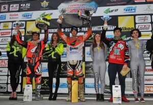 Il podio della MX1