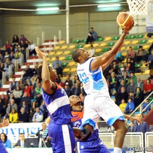 L'ex Folarin Campbell