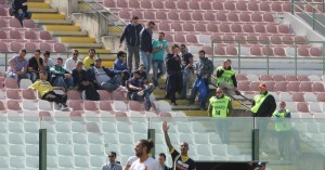 I tifosi dell'Ischia in tribuna (foto Furrer)