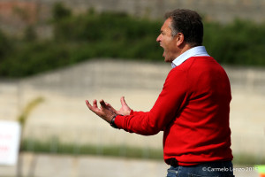 Venuto sprona i suoi