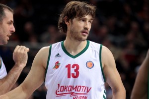 Simas Jasaitis con la maglia del Lokomotiv Kuban