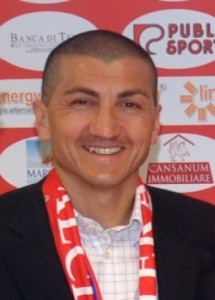 L'ex calciatore del Messina Antonio Obbedio ha iniziato la carriera da dirigente ad Ancona