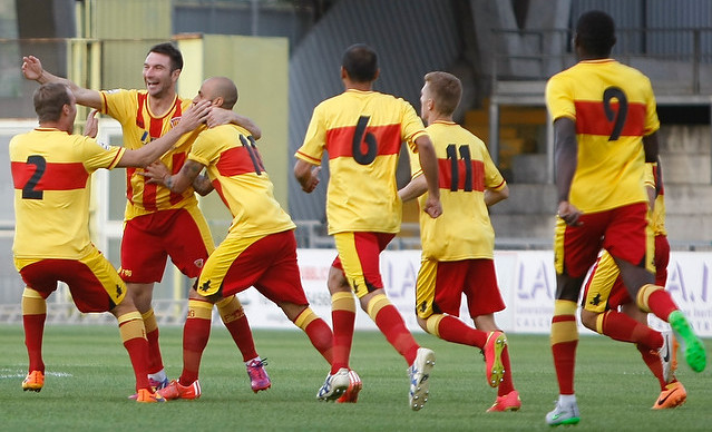Il Benevento celebra la prima vittoria stagionale