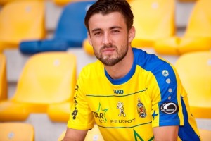 Il talentuoso croato Vukusic con la maglia della formzione belga del Waasland Beveren