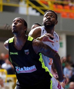 David Loubeau in azione, 31 punti per lui