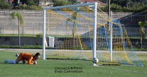 De Francesco para il rigore calciato da Marandano