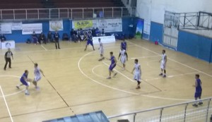 Una fase del derby fra Gruppo Zenith Messina e Nuova Agatirno