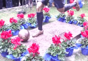 Il basamento della statua dedicata a Salmeri