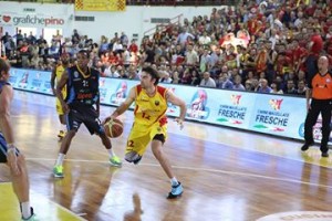L'ala argentina Demian Filloy in canotta Signa