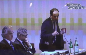 L'avvocato Antonio Fazio in aula al fianco di Grassani e Villari