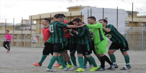 Il Camaro fa festa