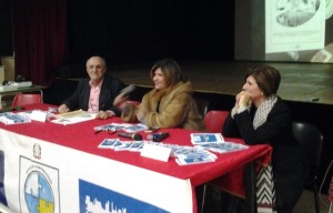 da sx in prof. Corrao, il Dirigente Scolastico Schirò e 