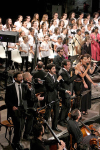I "Seiottavi" durante un concerto