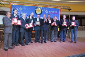 Delegazione ufficiali di gara riceve riconoscimento dal presidente Sticchi Damiani